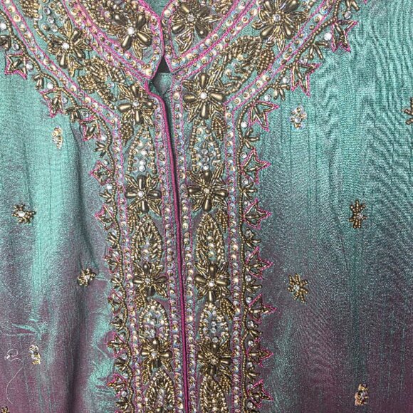 Shalwar Kameez Pakistani / Indian Suit Medium 2 pcs - Picture 5 of 6